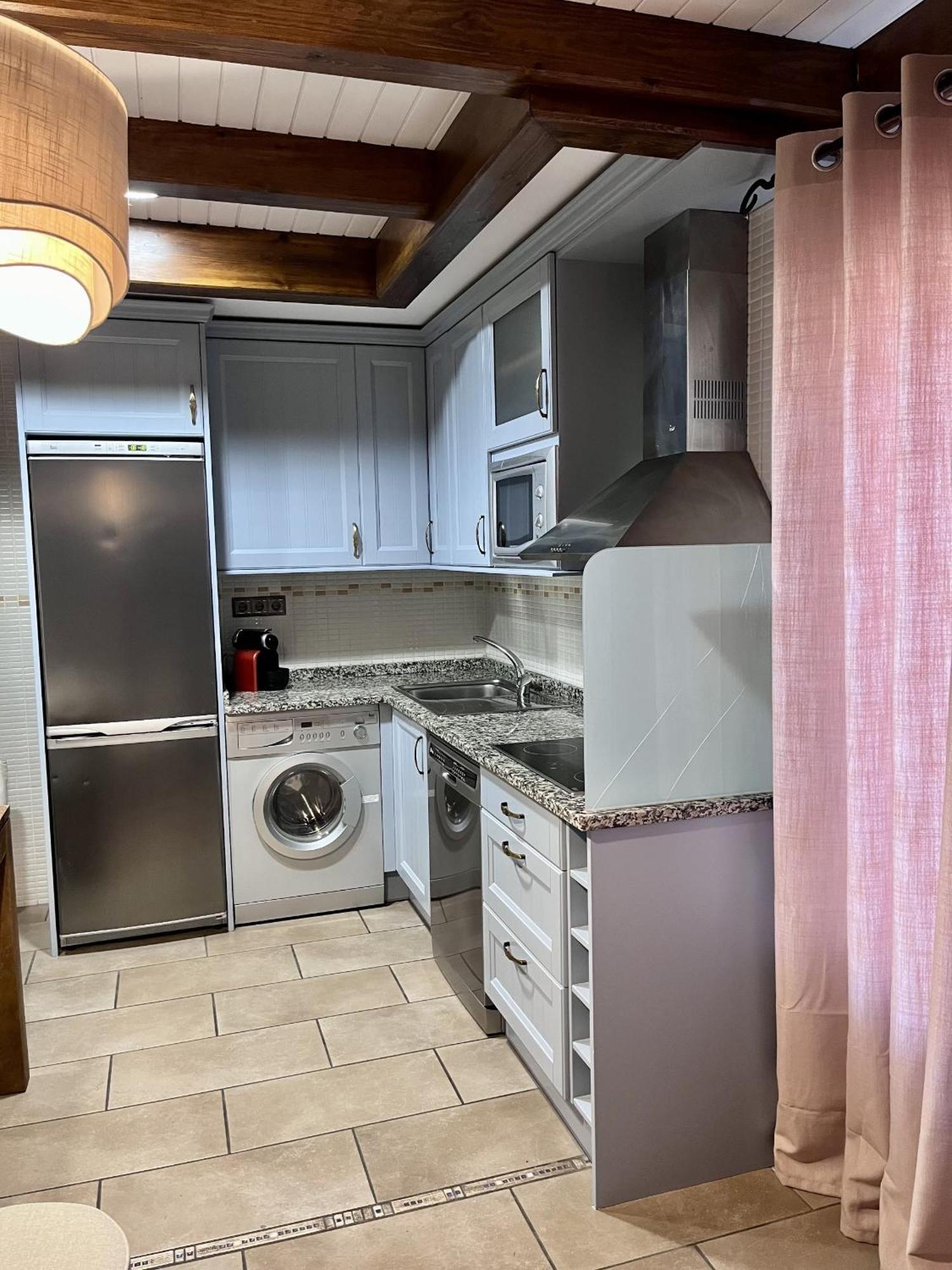 Apartamentos Blasco Tramacastilla de Tena Eksteriør bilde